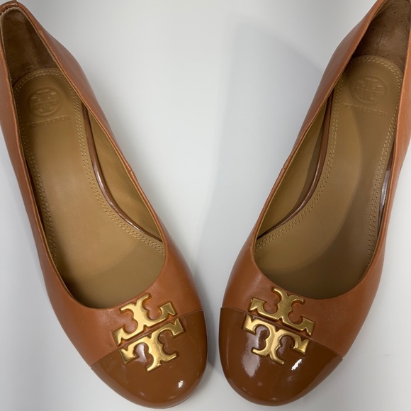 Tory Burch Tan Pumps with Stacked Heel size 7 - Picture 10 of 13